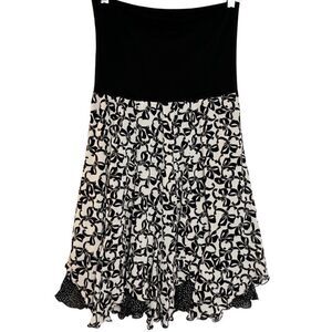 Reversible Flowy Polka Dot Bows Stretchy Skirt Black & Cream Size Large